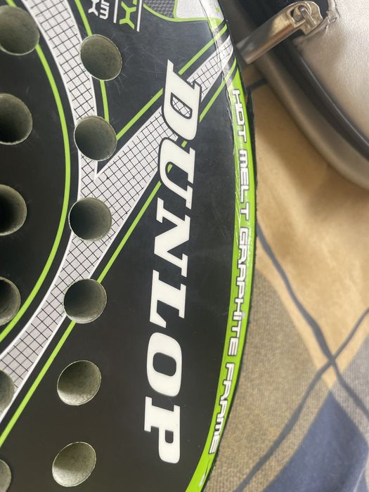 Raquete PADEL DUNLOP Venom Carbon (Precisão)