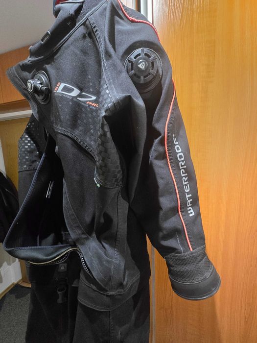 Skafander suchi dla nurkowania