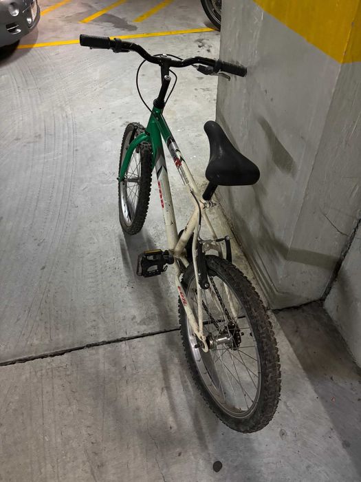 Bicicleta BTT - Roda 20 - FDR Fundador