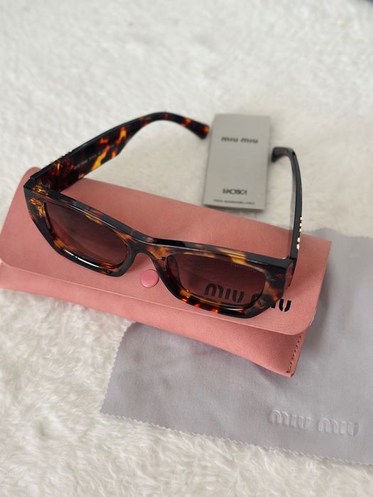 Óculos de Sol Miu Miu