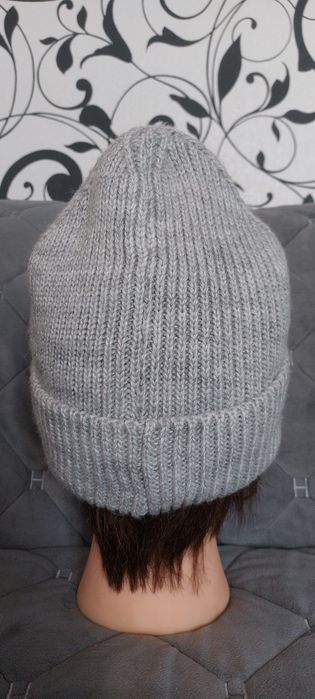 Шапка женская серая меланж на флисе зимняя