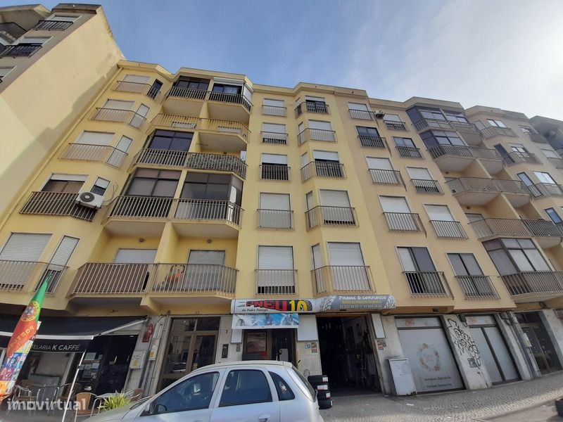 Apartamento em Seixal, Amora — Amora, Setúbal