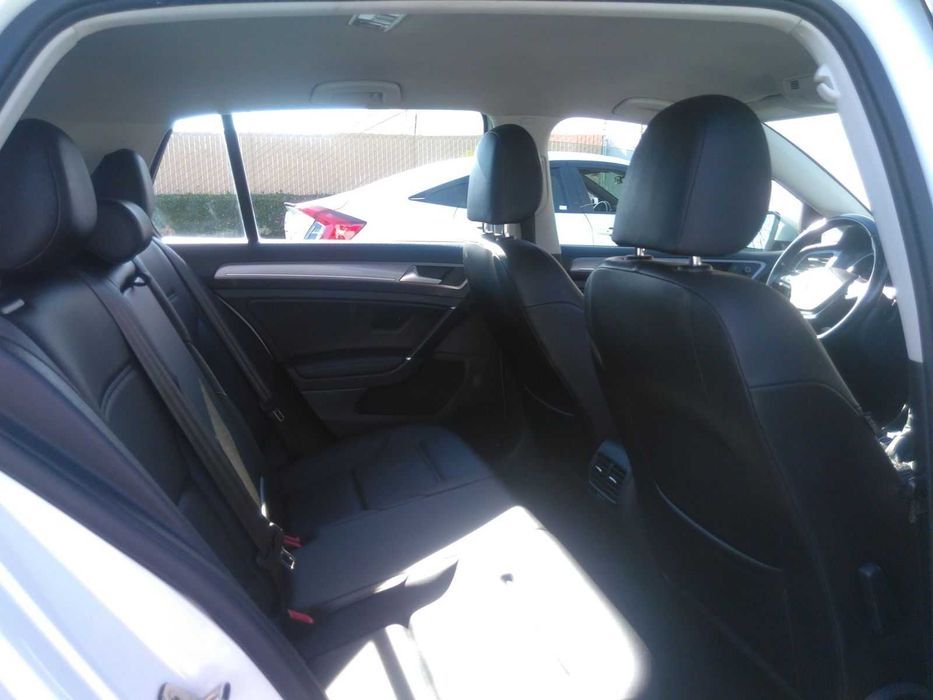 2016 Volkswagen e-Golf SEL Ціла авто США Гольф