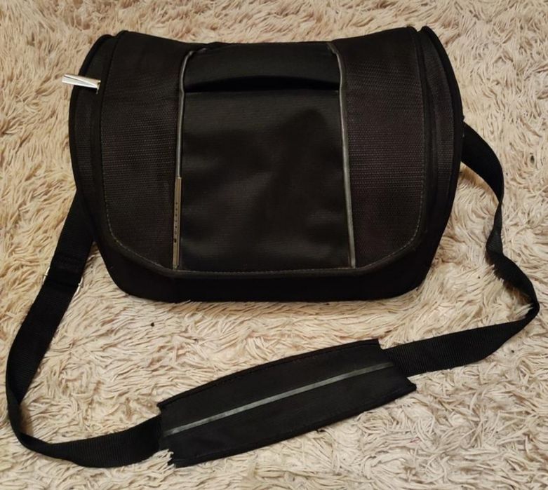 Пеньюар  накидка фартук парикмахерский  черный,расческа сумка, зажими