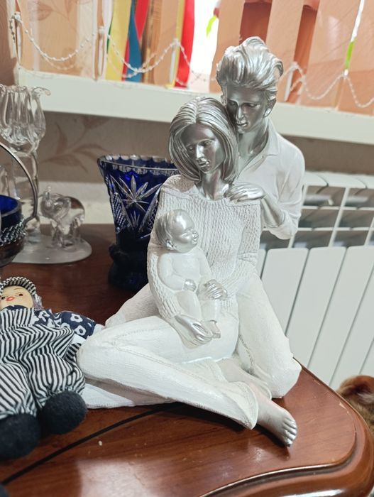 Статуэтка. Вазачка.