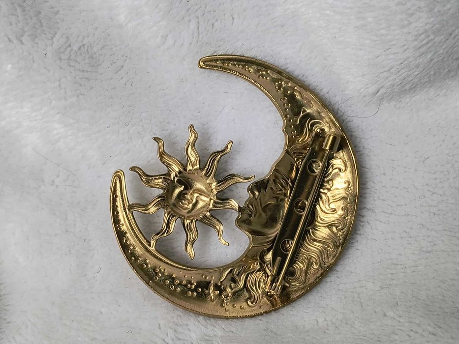 Broszka celestial Księżyc i Słońce Witchy Whimsical Whimsigoth