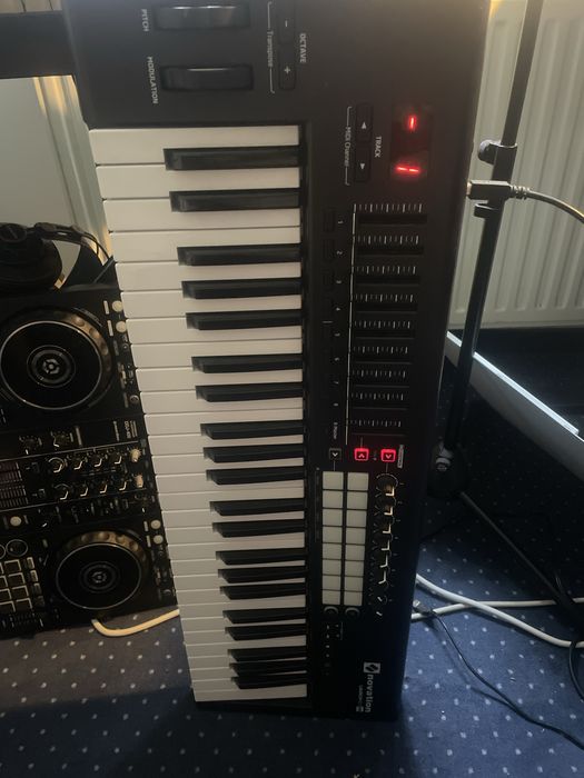 Novation launchkey 49 mk2
