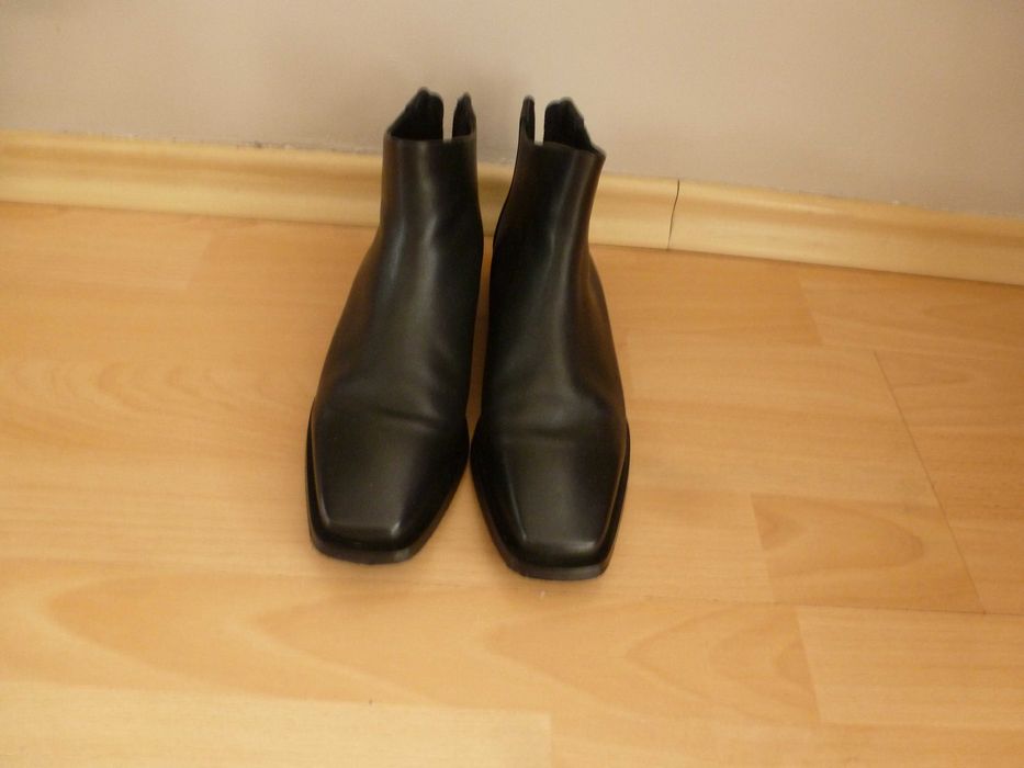 Czarne botki Gino Rossi 37