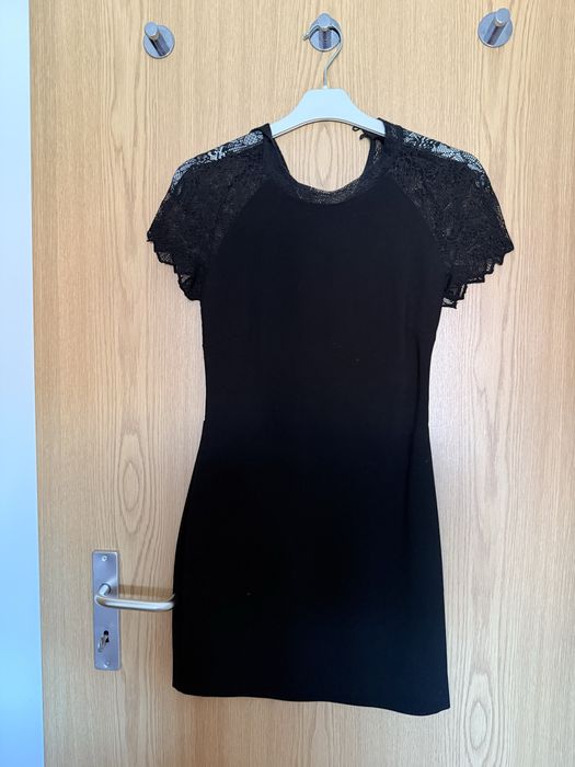 Vestido justo preto