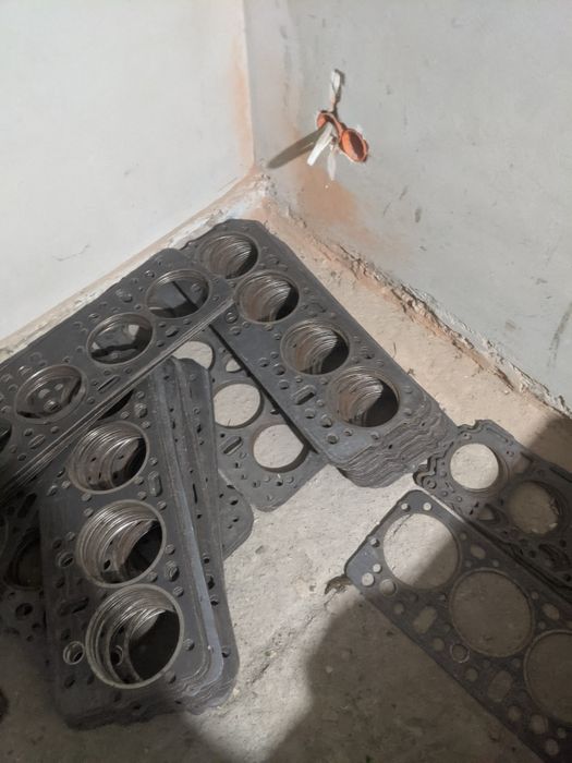 Прокладки до двигуна А-41.