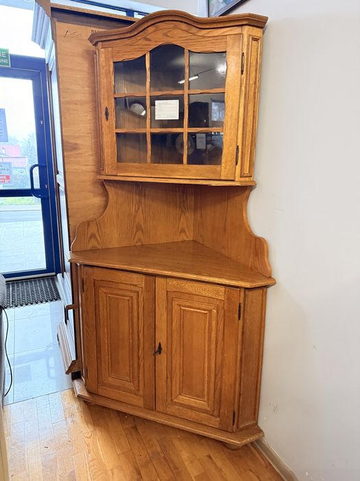 Witryna sosnowa z Belgii  !