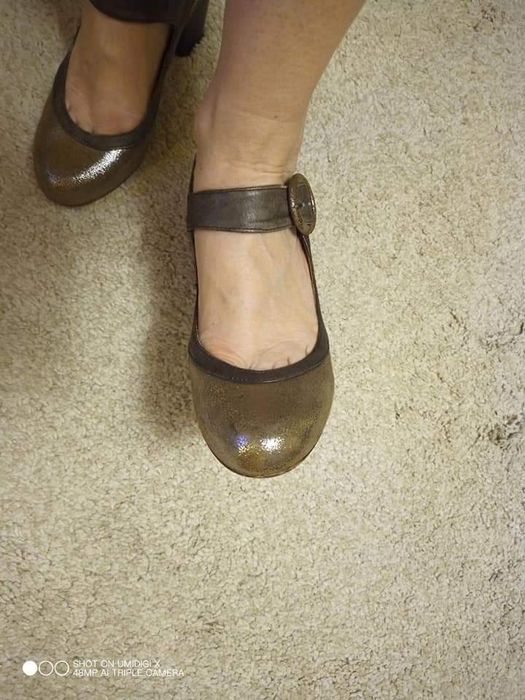 Złote pantofle Clarks
