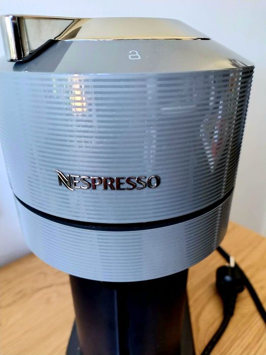 Ekspes DeLonghi NESPRESSO Vertuo Next