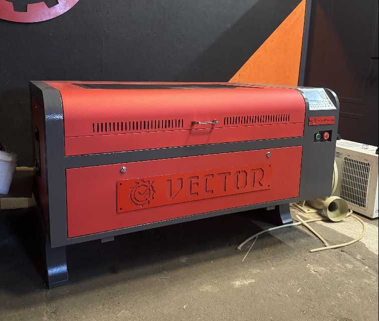 Лазерний CO2 верстат 900х600 мм для лазерного різу та гравіювання