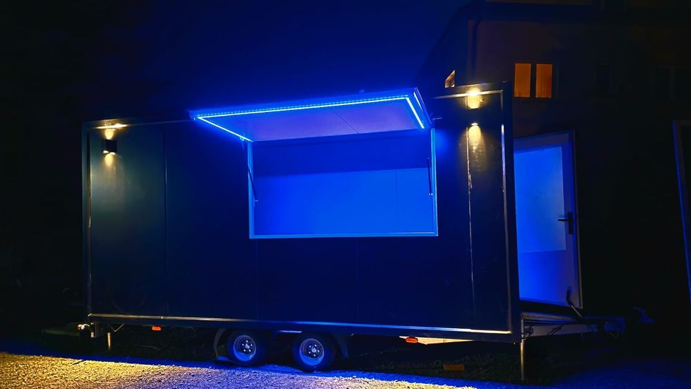 Przyczepa Gastronomiczna - PREMIUM -  6m x 2,4m