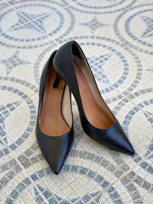 Sapatos de Salto Alto Pretos