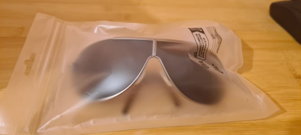 Nowe okulary przeciwsłoneczne polaryzacyjne filtr UV-400. 
IDEALNE DO
