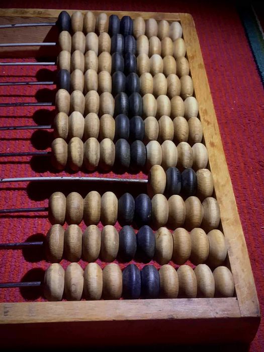 Ручна дерев"яна рахівниця