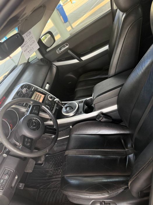 Продам Mazda CX7
