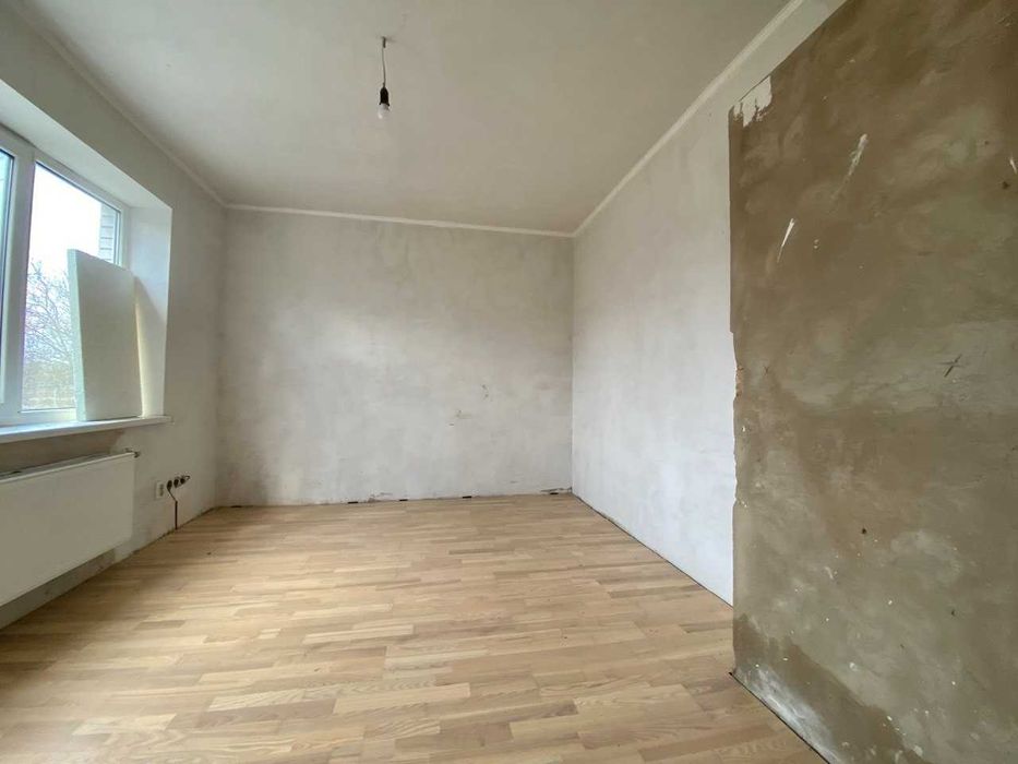 Продається 2 поверховий будинок в Літині 2342