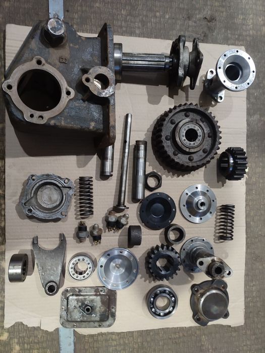 Коробка отбора мощности  по запчастям Зил 131 Камаз  4310