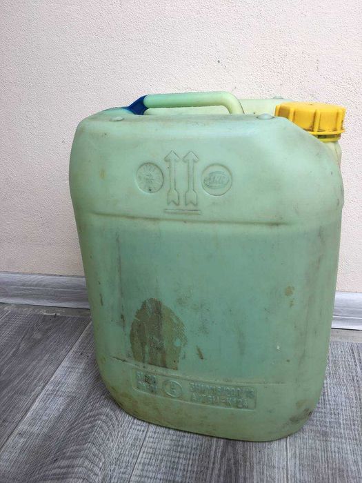 Азотна кислота (HNO₃) 65-70% — концентрована, технічна