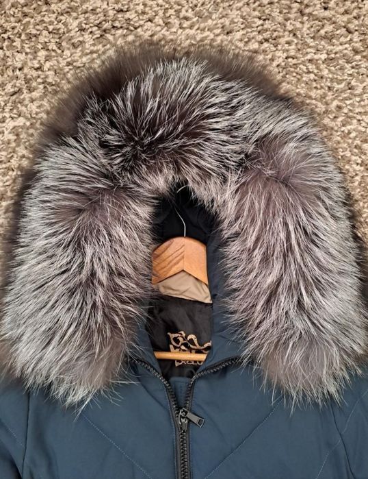 Зимова куртка жіноча