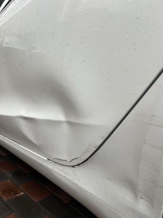 Продам Tesla model 3