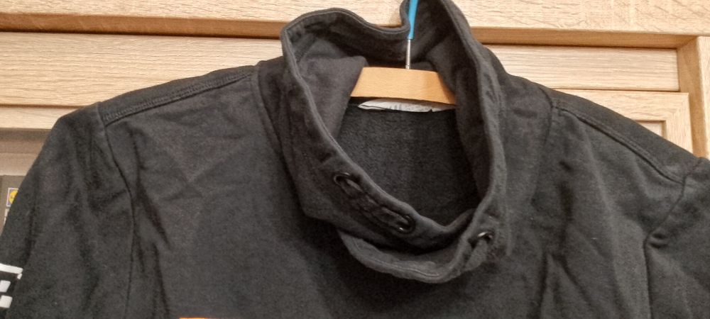 Czarna bluza h&m gamer