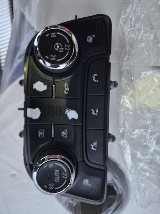 Panel sterowania klimatyzacją Opel Mokka