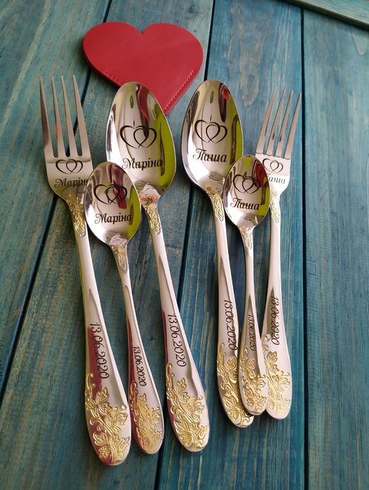 Именная подарочная ложка на свадьбу.