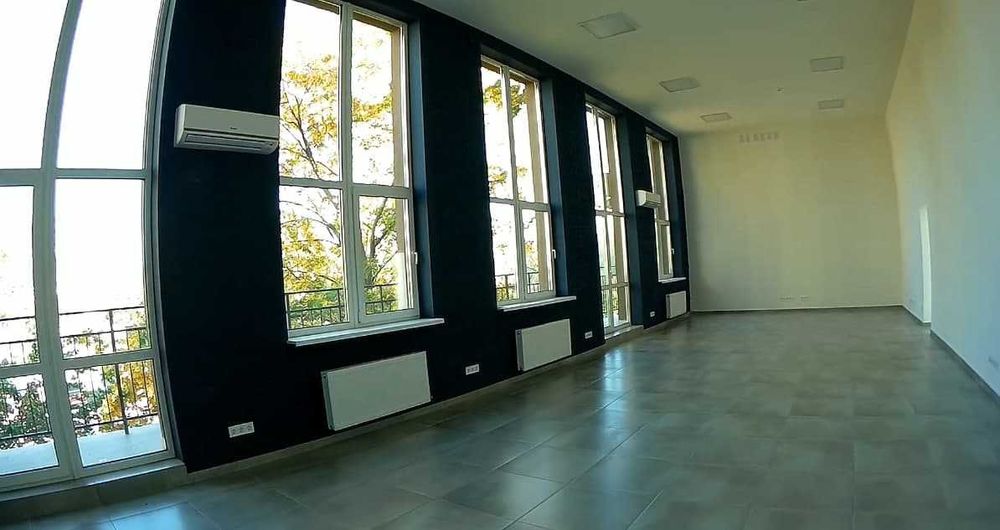 Продаж нежитлової будівлі на Оболоні. Прирічна. 925 кв.м. Без %
