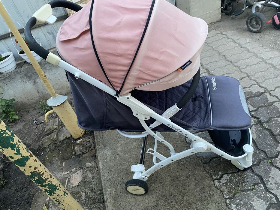 Коляска BeneBaby