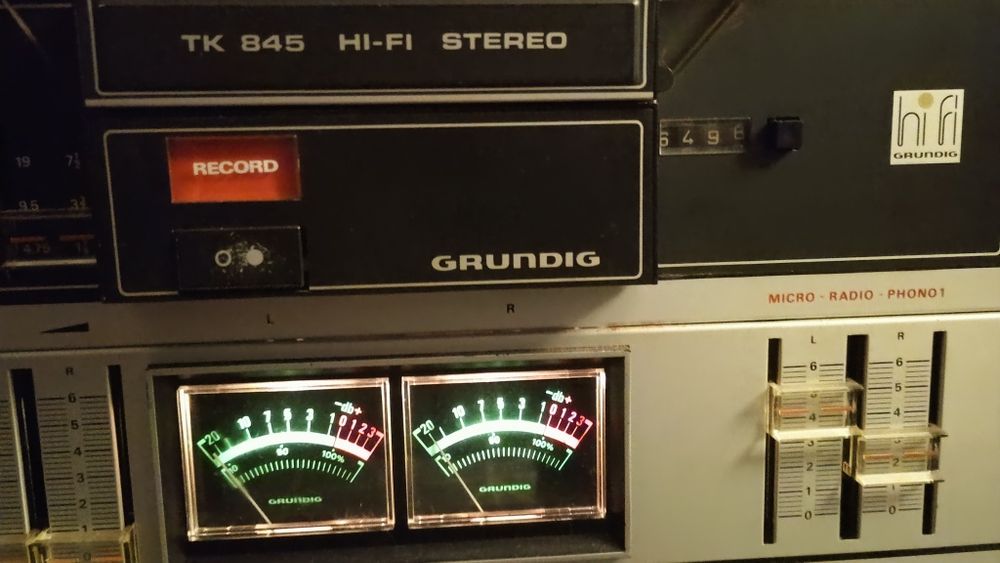 Grundig TK 845 szpulowy do Twojego pokoju odsłuchowego.