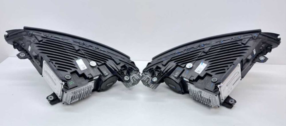 Mercedes-Benz EQE фара