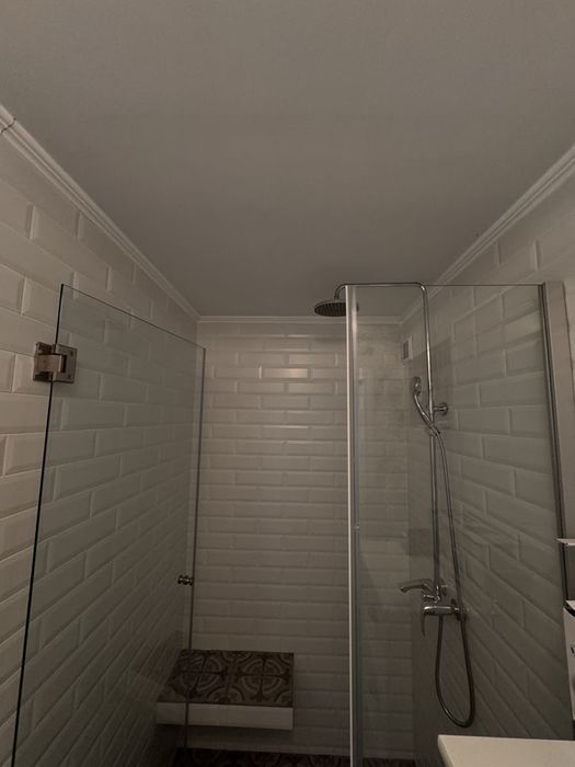 Власний будинок з басейном