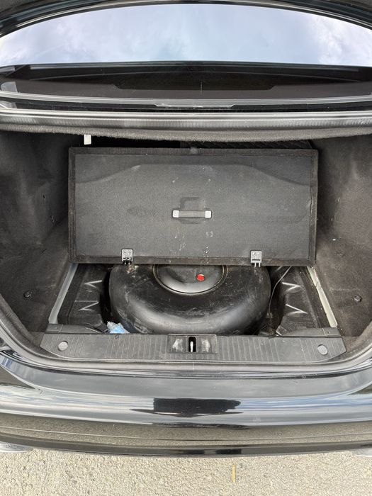 Продам Mercedes Benz  S 500 / W221