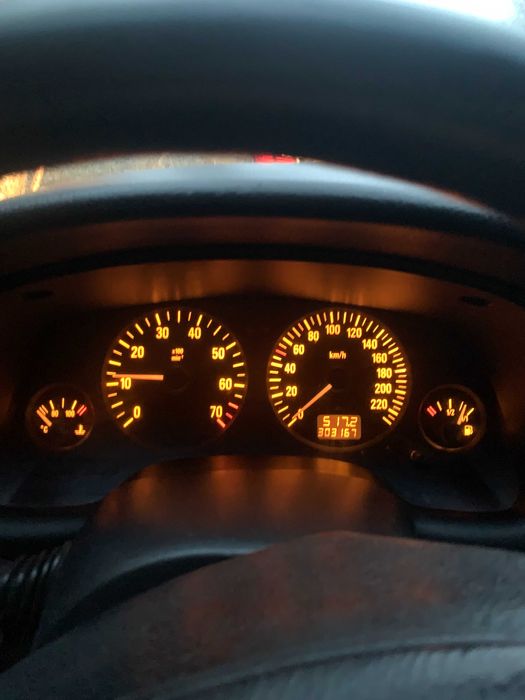 Легковий автомобіль