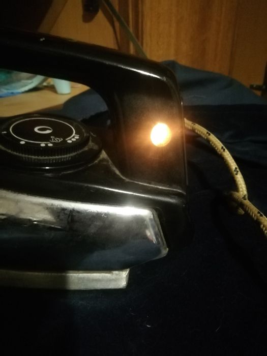 Праска утюг ссср завод большевик