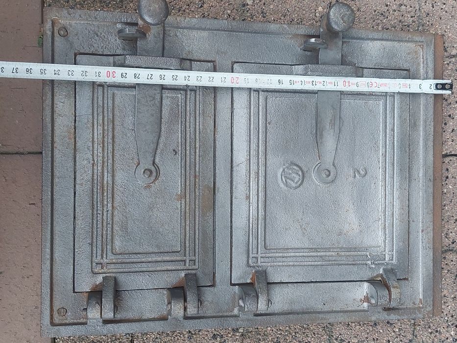 Drzwiczki żeliwne do wedzarki kuchni pieca grilla