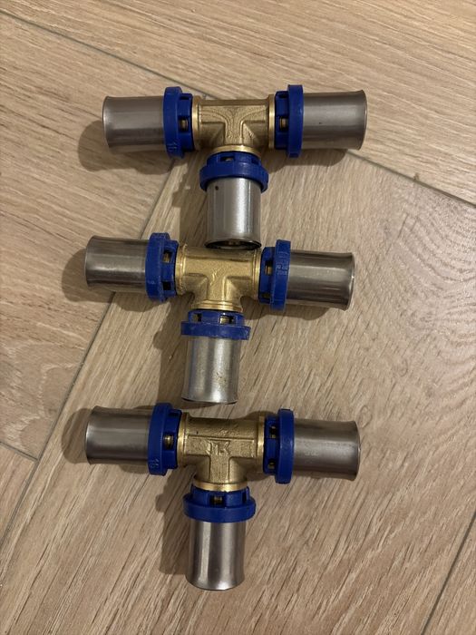 3x trójnik 16 mm Sigma śrubunek