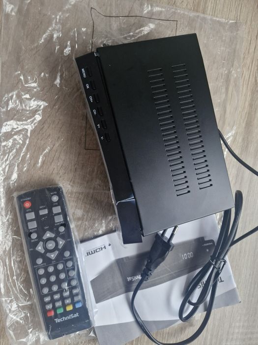 Dekoder Tuner TechniSat DVB-T2 HEVC [