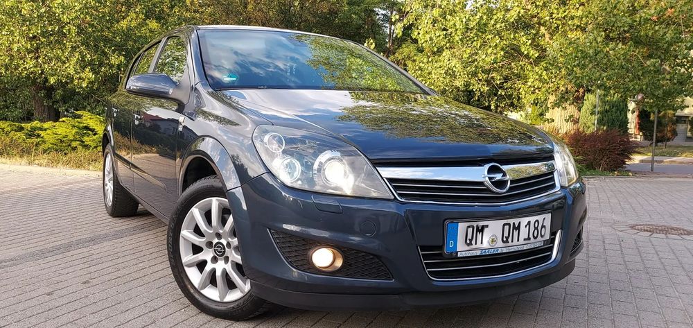 Opel Astra 1,8 140 KM ! Bi Ksenon Skrętny ! Pół skóra ! Klimatronik ! Aso !