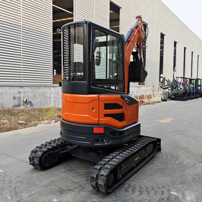 Mini Giratória LANDWARD XT25U 2500KG Motor Yanmar