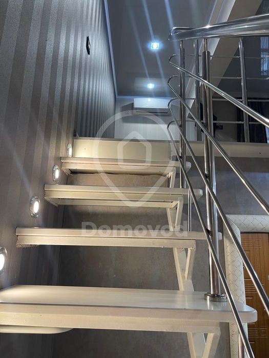 Сдам 2х-Ур.-Квартиру, Центр, ул. Дарвина 20. м. Бекетова 8мин. шагом.