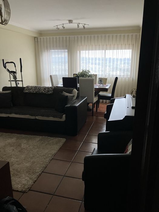 Apartamento p/v centro Penafiel MOBILADO