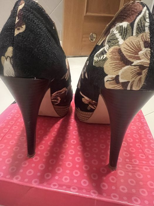 Buty  damskie roz 36