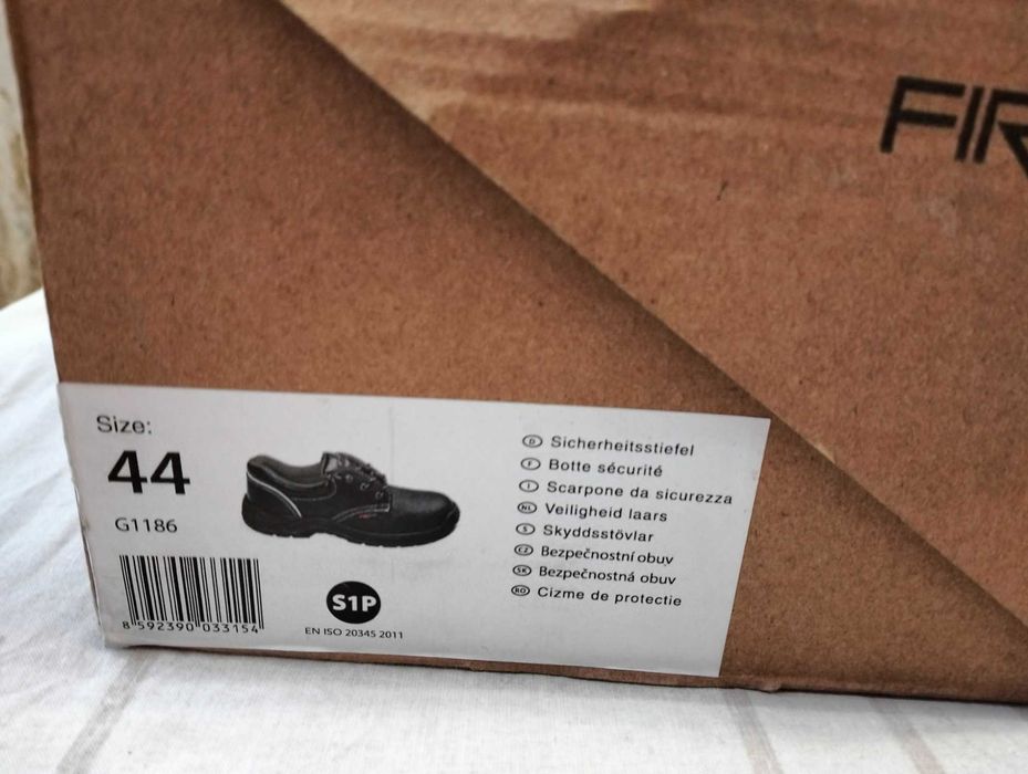 Продам чоловічі робочі напівчеревики "FIRSTY"