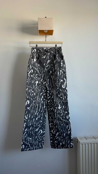 BeomDsgn Zebra print denim