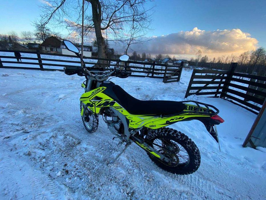 Продам мотоцикл лонкін 300